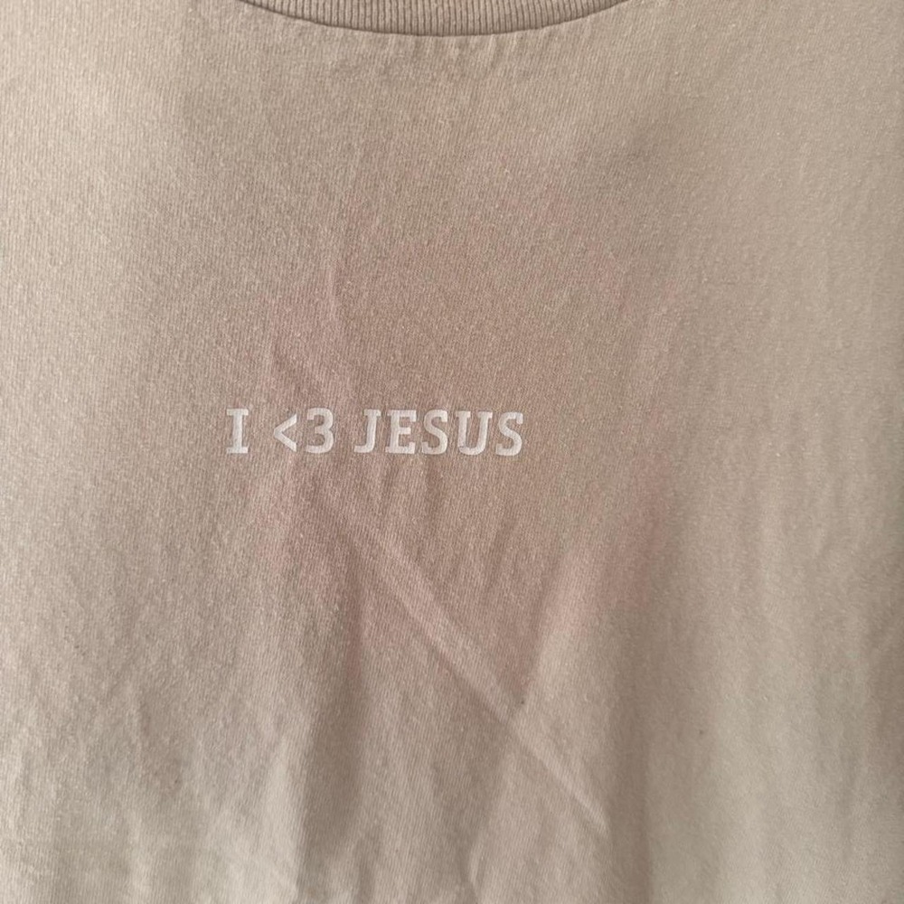 HWLF he would love first Cream "I <3 Jesus" graphic tee - Picture 2 of 4